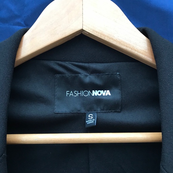 Gorgeous dress blazer - Picture 3 of 3